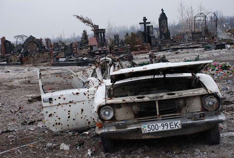 آثار القصف في أوكرانيا